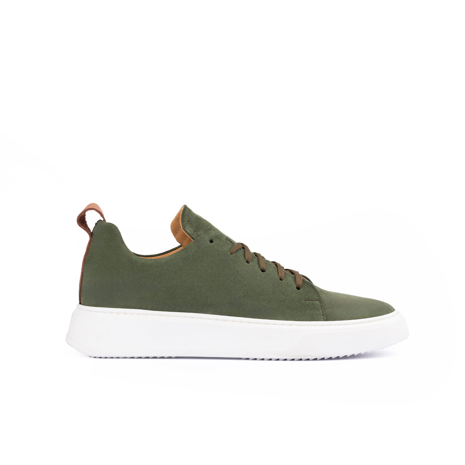 BASKETS BASSES HOMME EN DAIM