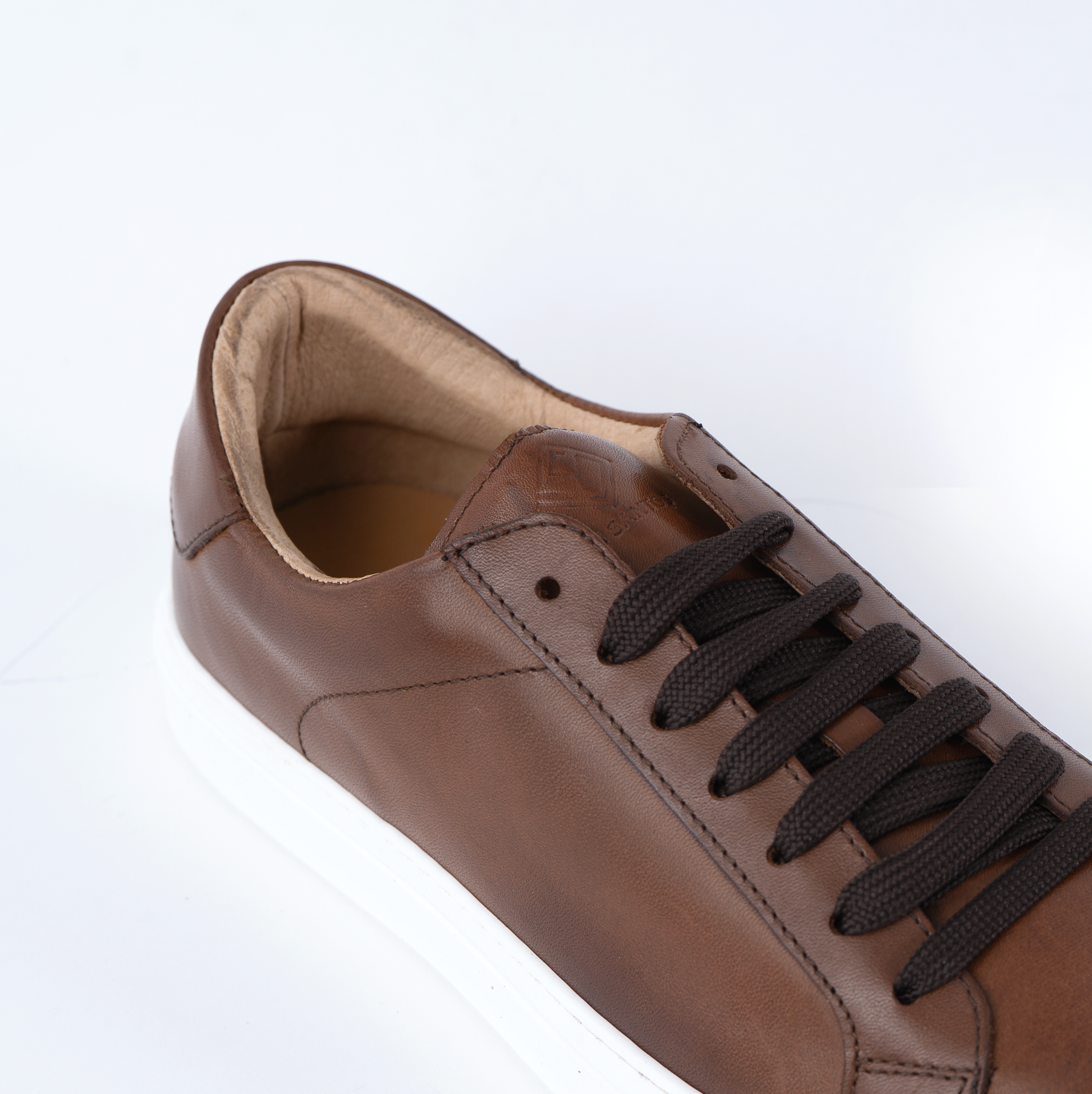 Baskets basses Fusion pour homme en cuir véritable bottolato