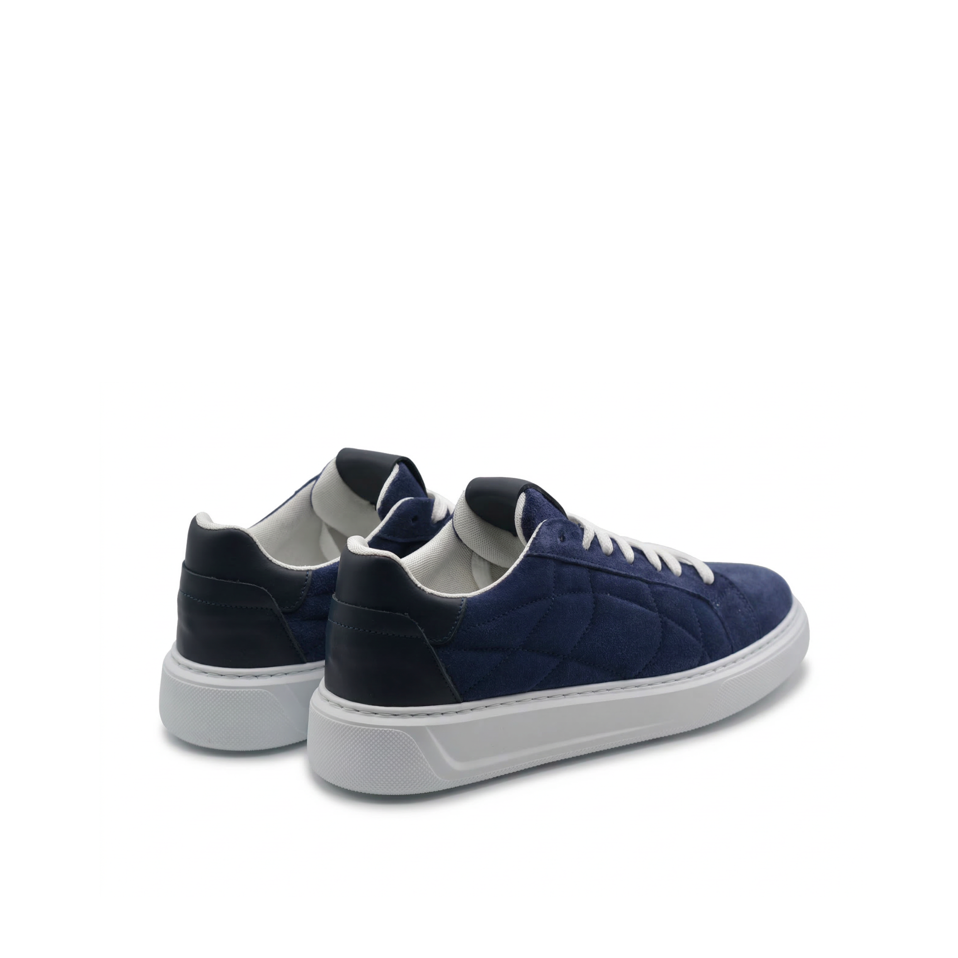 Baskets Orion Homme en daim semelle blanche